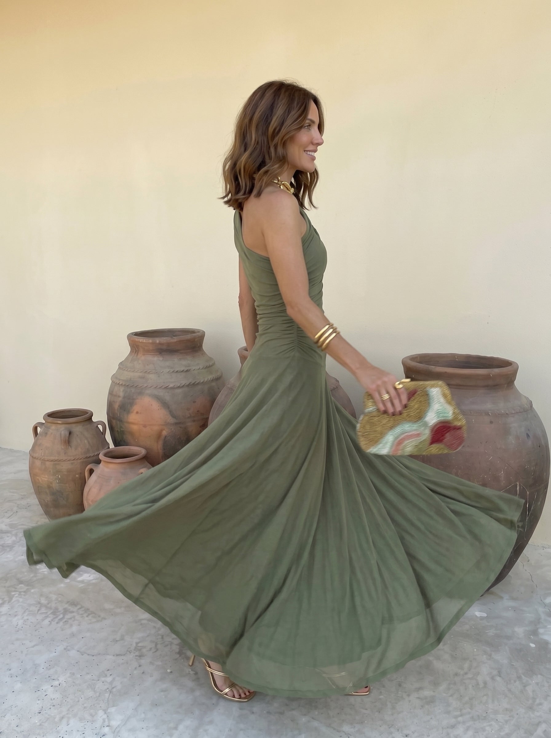 Elegant strapless mesh dress