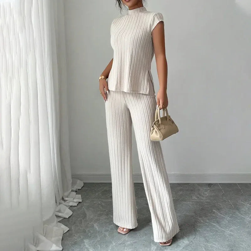 Clara | Elegant Mock Neck Top & Wide-Leg Pants 2-Piece Set